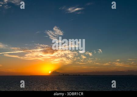 Tramonto, vista dalla nave da crociera su Miami, Florida, USA, Nord America Foto Stock