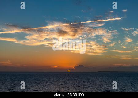 Tramonto, vista dalla nave da crociera su Miami, Florida, USA, Nord America Foto Stock