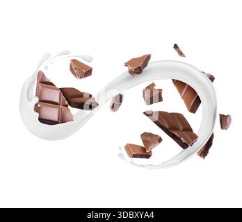 Barretta di cioccolato con spruzzi di latte, isolata su sfondo bianco Foto Stock