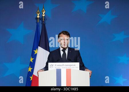 Bruxelles, Belgio. 19 dicembre 2025. Il presidente francese ha tenuto una conferenza stampa durante la notte per concludere il Vertice europeo. - 19/12/2025 - Belgio/Bruxelles/Bruxelles - Nicolas Landemard/le Pictorium credito: LE PICTORIUM/Alamy Live News Foto Stock