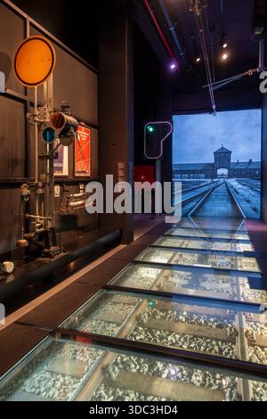 Interno del Train World, museo ferroviario di Schaerbeek / Schaarbeek, Bruxelles, Belgio Foto Stock