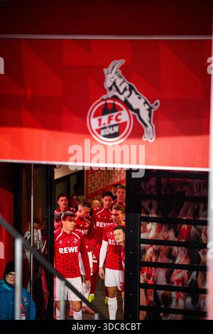 COLONIA, GERMANIA - 20 DICEMBRE 2025: - 1. Bundesliga match 1.FC Koeln vs 1. FC Union Berlin al Rhein energie Stadion. Foto Stock
