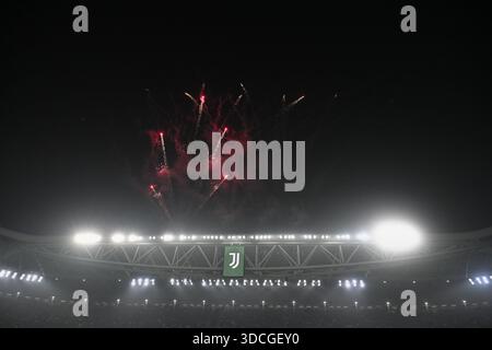 20 dicembre 2025, Stadio Allianz, Torino, Italia; partita di serie A Enilive; Juventus contro Roma; vista generale dello Stadio Allianz con fi Foto Stock