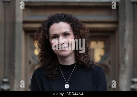 Foto del file del 16/12/19, del vice capo del partito scozzese ed ex agente di polizia Wendy Chamberlain, che ha dichiarato di ritenere che il numero di accuse di upskirting passate al Crown Office "non rispecchi il numero di incidenti effettivi”. La signora Chamberlain ha affermato che una media di appena 38 addebiti all'anno vengono trasferiti al Crown Office and Procurator Fiscal Service (COPFS). Data di pubblicazione: Domenica 28 dicembre 2025. Foto Stock