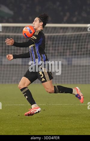 Pisa, Italia. 27 dicembre 2025. Samuele Angori del Pisa in azione durante la partita di calcio di serie A tra Pisa e Juventus allo stadio Romeo Anconetani dell'ACetilar Arena di Pisa, centro Italia - sabato 27 dicembre 2025. Sport - calcio (foto di Marco Bucco/la Presse) credito: LaPresse/Alamy Live News Foto Stock