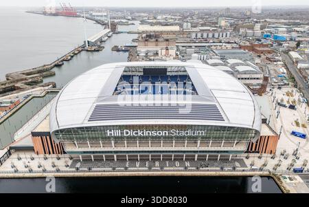 Vista aerea dello stadio Hill Dickinson, la nuova sede dell'Everton Football Club presso l'ex Bramley Moore Dock sul lungomare di Liverpool. Foto Stock