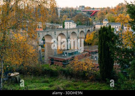 Passerelle, noto anche come viadotto del Lussemburgo, un viadotto nella città di Lussemburgo, nel sud del Lussemburgo. Foto di alta qualità Foto Stock
