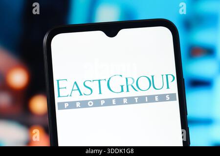Canada. 1 gennaio 2026. In questa immagine, il logo EastGroup Properties (East Group) viene visualizzato sullo schermo di uno smartphone. (Credit Image: © Thomas Fuller/SOPA Images via ZUMA Press Wire) SOLO PER USO EDITORIALE! Non per USO commerciale! Foto Stock