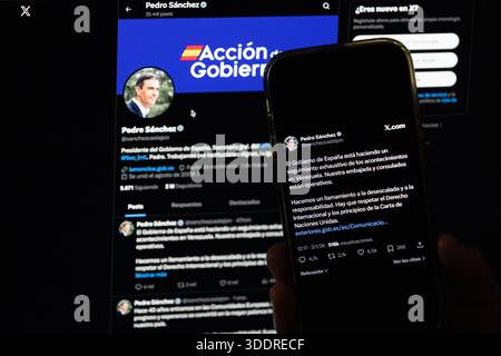 Madrid, Spagna. 3 gennaio 2026. Il post del primo ministro spagnolo Pedro Sanchez su X, ex Twitter, che esprime preoccupazione per le segnalazioni di un'operazione statunitense in Venezuela è visto su uno smartphone in questa foto. L'immagine si riferisce alla dichiarazione del primo ministro sui social media e alla reazione online alle tensioni tra Stati Uniti e Venezuela. Crediti: Diego Martinez/Alamy Live News. Foto Stock