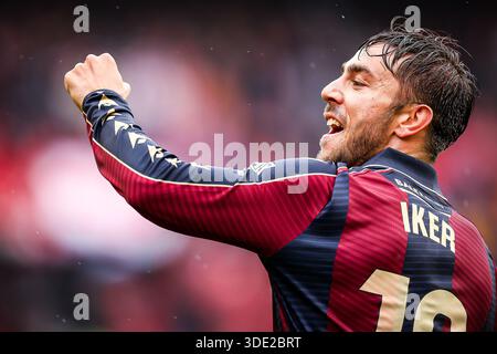 Siviglia, Espagne. 4 gennaio 2026. Iker LOSADA di UD Levante celebra il suo gol durante la partita di calcio LaLiga del campionato spagnolo tra Siviglia FC e Levante UD il 4 gennaio 2026 all'Estadio Ramon Sanchez-Pizjuan di Siviglia, Spagna - Photo Rafael Roman/Matthieu Mirville/DPPI Credit: DPPI Media/Alamy Live News Foto Stock
