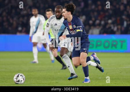 Parigi, Francia. 4 gennaio 2026. Vitinha del PSG durante la partita di calcio francese 1 del 2025-26, PSG vs PFC al Parc des Princes Stadium, Parigi, Francia, il 4 gennaio 2026. Foto di Henri Szwarc/ABACAPRESS.COM credito: Abaca Press/Alamy Live News Foto Stock