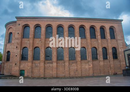 Vista esterna della Basilica di Costantino (Aula Palatina) a Treviri Foto Stock