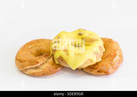 Rosquillas de san Isidro o rosquillas del santo, dolce tipico di Madrid per il giorno del suo patrono, il 15 maggio Foto Stock