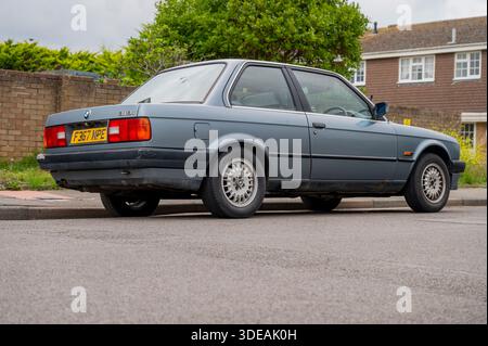 1988 E30 BMW 318i serie 3 moderna classica tedesca Foto Stock