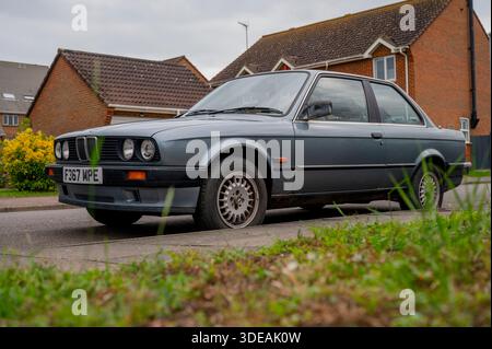 1988 E30 BMW 318i serie 3 moderna classica tedesca Foto Stock