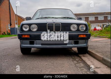 1988 E30 BMW 318i serie 3 moderna classica tedesca Foto Stock