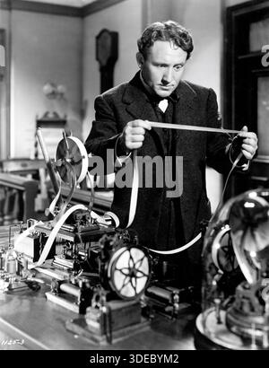 SPENCER TRACY nel ruolo di Thomas Alva Edison in EDISON, L'UOMO 1940 direttore CLARENCE BROWN musica Herbert Stothart Loew's / Metro Goldwyn Mayer (MGM) Foto Stock