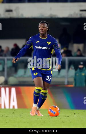 Armel bella-Kotchap di Verona durante la partita di serie A tra Hellas Verona e Torino FC allo Stadio Bentegodi di Verona - domenica 4 gennaio 2026. Sport - calcio . (Foto di Paola Garbuio/Lapresse) Foto Stock