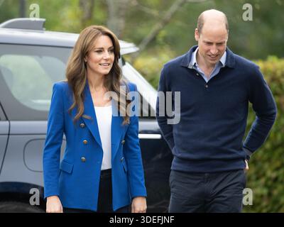 Marlow, Regno Unito. 12 ottobre 2023. Il Principe e la Principessa del Galles partecipano a un workshop di fitness mentale gestito da SportsAid presso il Bisham Abbey National Sports Centr Foto Stock