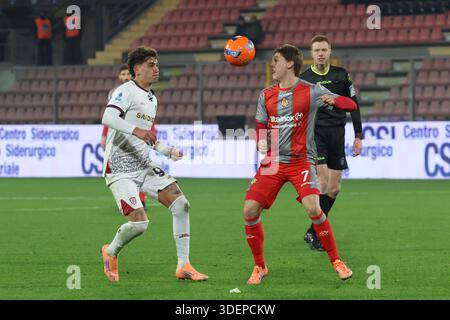 Alessio Zerbin della Cremonese durante la partita di calcio di serie A tra Cremonese e Cagliari allo stadio Giovanni Zini di Cremona, Italia. 8 gennaio 2026. Sport - calcio . (Foto di Alberto Mariani/Lapresse) credito: LaPresse/Alamy Live News Foto Stock