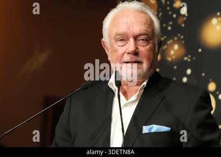 31ster Blankeneser Neujahrsempfang Wolfgang Kubicki, 31ster Blankeneser Neujahrsempfang, Hotel Suellberg, Amburgo, 08.01.2026 *** 31 ricevimento Capodanno Blankenese Wolfgang Kubicki, 31esimo ricevimento Capodanno Blankenese, Hotel Suellberg, Amburgo, 08 01 2026 Copyright: XEventpressxBecherx Foto Stock