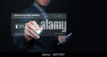 Flusso di lavoro di automazione delle approvazioni. Uomo d'affari con smartphone e stilo che utilizza l'interfaccia digitale per automatizzare il processo. Soluzione tecnologica per il business Foto Stock
