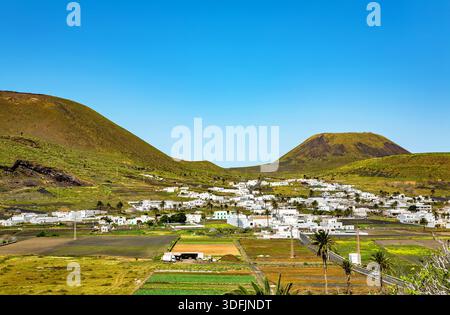Città Haria, Isola Lanzarote, Isole Canarie, Spagna, Europa. Haría è un villaggio nel nord dell'isola di Lanzarote. Foto Stock