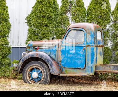 immagine ravvicinata della cabina di un vecchio veicolo internazionale Foto Stock