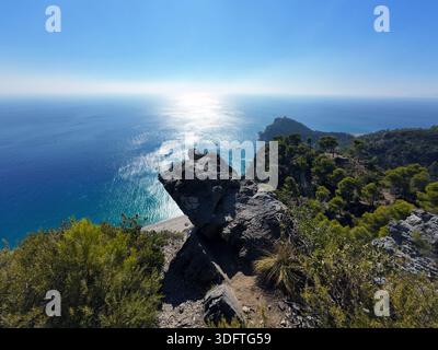 Promontorio di Punta Crena dalla pista del Piligrim, Varigotti, Italia Foto Stock