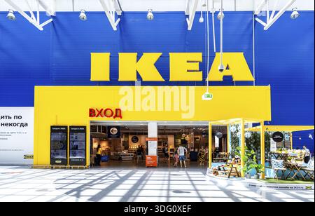 Samara, Russia - 22 Giugno 2019: Interno della Samara IKEA Store. IKEA è il più grande del mondo rivenditore arredamento, fondato in Svezia Foto Stock