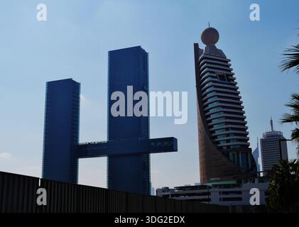 Etisalad Innovation Centre, Dubai, Emirato di Dubai, Emirati Arabi Uniti Foto Stock