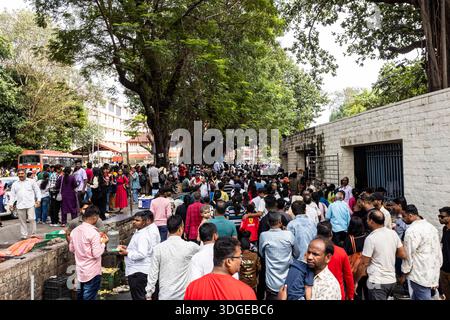 Ufficio prenotazioni Gateway Elephanta Ferry, affollata di biglietterie, Apollo Bandar, Colaba, Mumbai, India, Asia meridionale, Asia Foto Stock