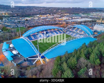 Immagine aerea del nuovo Accu Stadium di Huddersfield Town. 13 gennaio 2026. Foto Stock