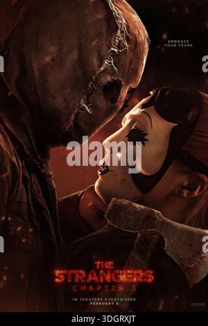 Il 3° capitolo degli estranei Gabriel basso e il poster di Madelaine Petsch Foto Stock