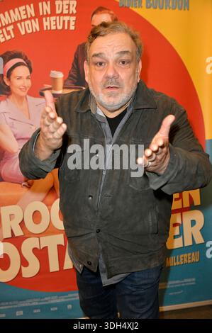 Didier Bourdon bei der Premiere des Kinofilms 'Die progressiven Nostalgiker' in Cinema Paris. Berlino, 19.01.2026 Foto Stock