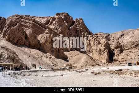 Vista panoramica della Valle delle Regine, Luxor, Egitto. Febbraio 2023 Foto Stock