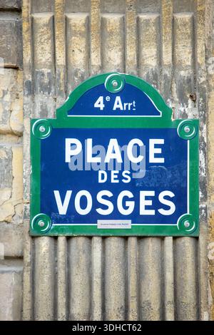 Francia, Parigi, Place des Vosges, cartello stradale parigino Foto Stock