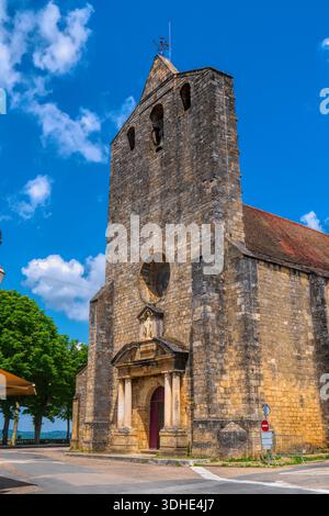 Domme Church nel villaggio storico sul fiume Dordogne e sulla valle, Francia Foto Stock