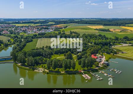 Vista dall'alto dell'area ricreativa Bucher SEE nella valle di Jagst vicino a Ellangen nella parte orientale di Württemberg Foto Stock
