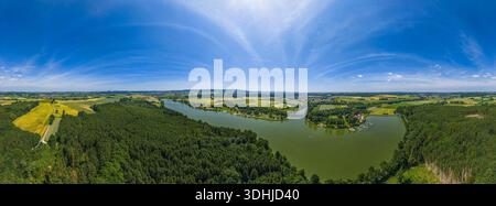 Vista dall'alto dell'area ricreativa Bucher SEE nella valle di Jagst vicino a Ellangen nella parte orientale di Württemberg Foto Stock