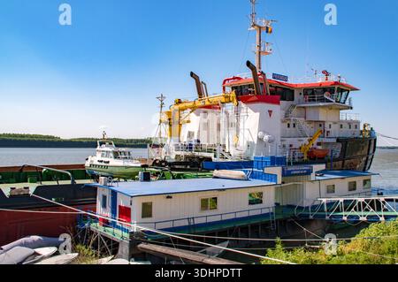 Il porto di Galati è il più grande porto sul Danubio e il secondo più grande in Romania (dopo Costanza). Foto Stock