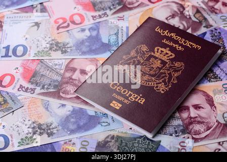 Passaporto della Georgia, visto georgiano per viaggi internazionali e vacanze. Passaporto georgiano come sfondo per il tuo disegno Foto Stock