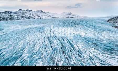 Vista del massiccio ghiacciaio Vatnajökull in Islanda, cambiamenti climatici Foto Stock