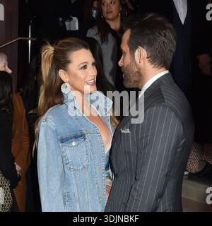 28 Febbraio 2022 - New York, New York - Blake Lively e Ryan Reynolds. "The Adam Project" Netflix World Premiere tenuto presso Alice Tully Hall nel Lincoln Center. Photo Credit: LJ Fotos/AdMedia Foto Stock