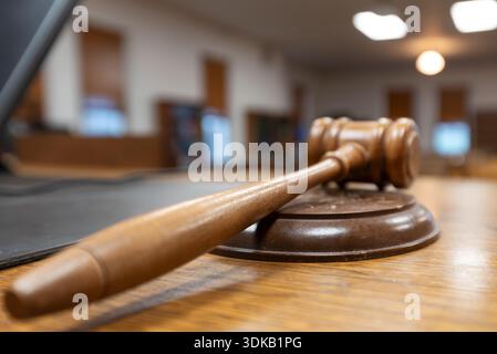 Martelletto del giudice presso il Wallowa County Circuit Court di Enterprise, Oregon, Stati Uniti. Foto Stock