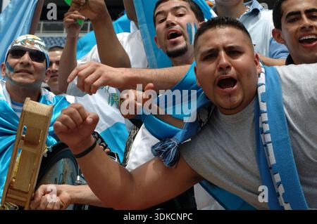 Foxboro USA 16 giugno 2007: CONCACAF Gold Cup quarti di finale Canada vs Guatemala la partita si conclude con una vittoria per 3:0 per i canadesi. Fan guatemaltechi. Foto Stock