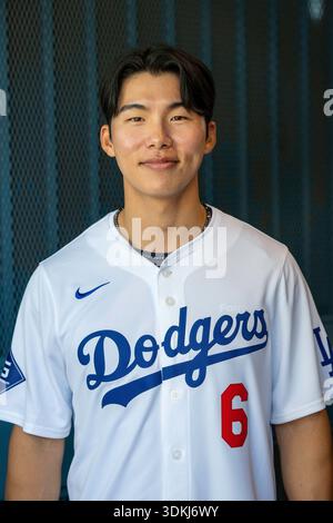 Los Angeles, California, USA. 31st Jan, 2026. Los Angeles Dodger HYESEONG KIM at DodgerFest on January 31, 2026. (Credit Image: © Mark Edward Harris/ZUMA Press Wire) EDITORIAL USAGE ONLY! Not for Commercial USAGE! Foto Stock
