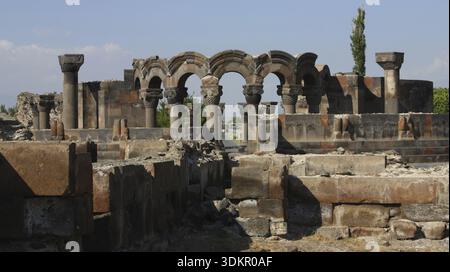 Rovine della cattedrale di Zvartnots del VII secolo in Armenia Foto Stock