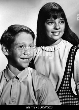Che Carterwright Perso nello spazio, Angela Cartwright, Giugno Lockhart, 1965 - 1968. TM ...
