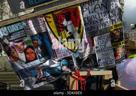 I sostenitori dell'UKIP all'inizio di una marcia da Marble Arch a Trafalgar Square dove hanno tenuto una manifestazione. Marble Arch, Londra, Regno Unito. 31 gennaio 2026 Foto Stock